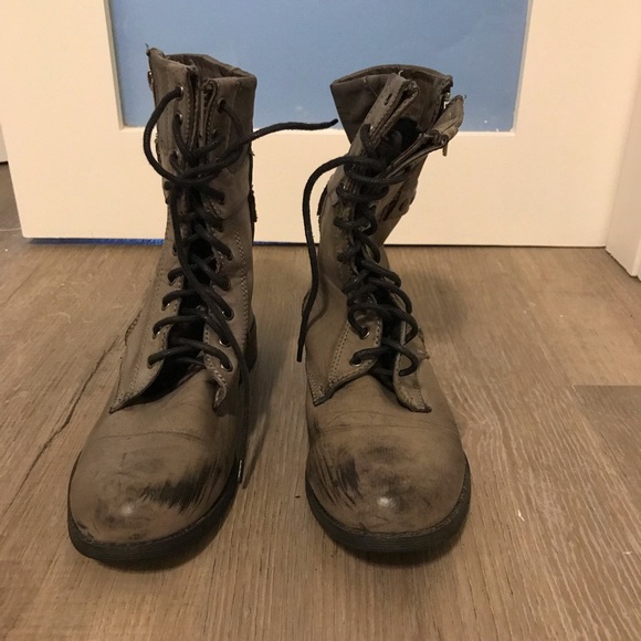 Combat boots - Picture 2 of 2